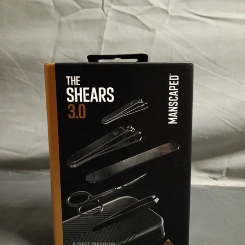 MANSCAPED THE SHEARS 3.0 β 5-PIECE NAIL GROOMING KIT (BOXED)