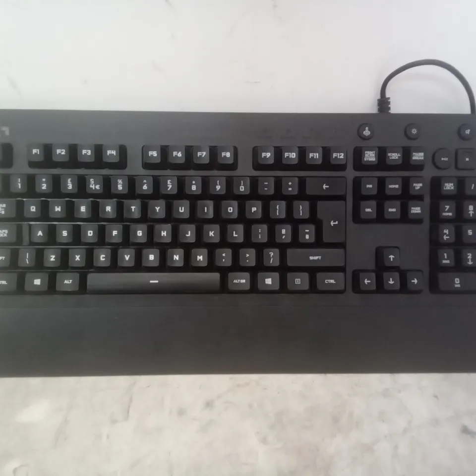 BOXED LOGITECH G213 GAMING KEYBOARD 