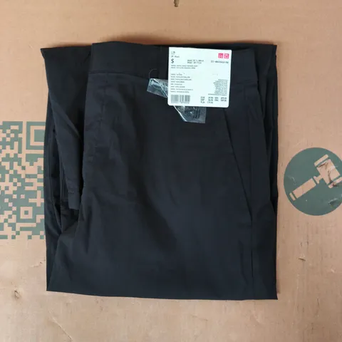 UNIQLO WOMEN'S BARREL ANKLE TROUSERS SHORT IN BLACK SIZE SMALL