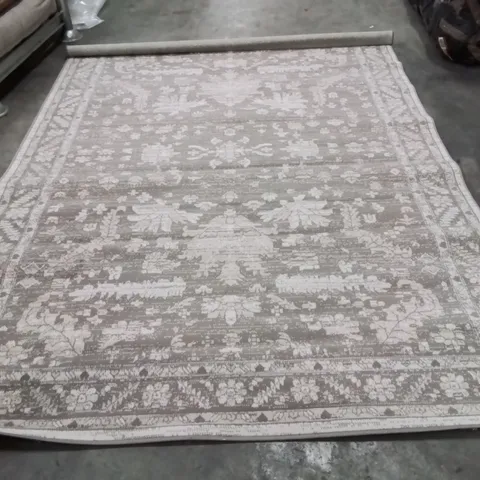 MAESTRO STONE AREA RUG