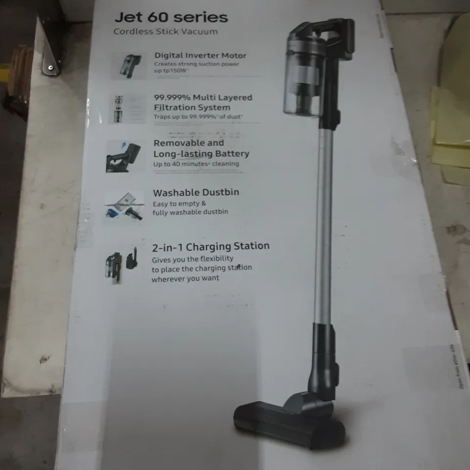 BOXED SAMSUNG JET 60 SERIES CORDLESS VACUUM