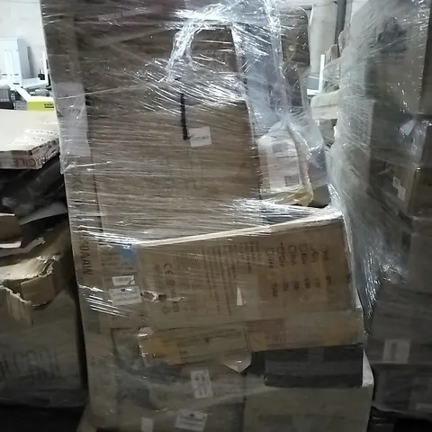 PALLET TO INCLUDE BABY'S PLAYPEN, SHELF BED FRAME, MUSICAL BOXING TARGET,WREATHS AND OTHER ASSORTED ITEMS...