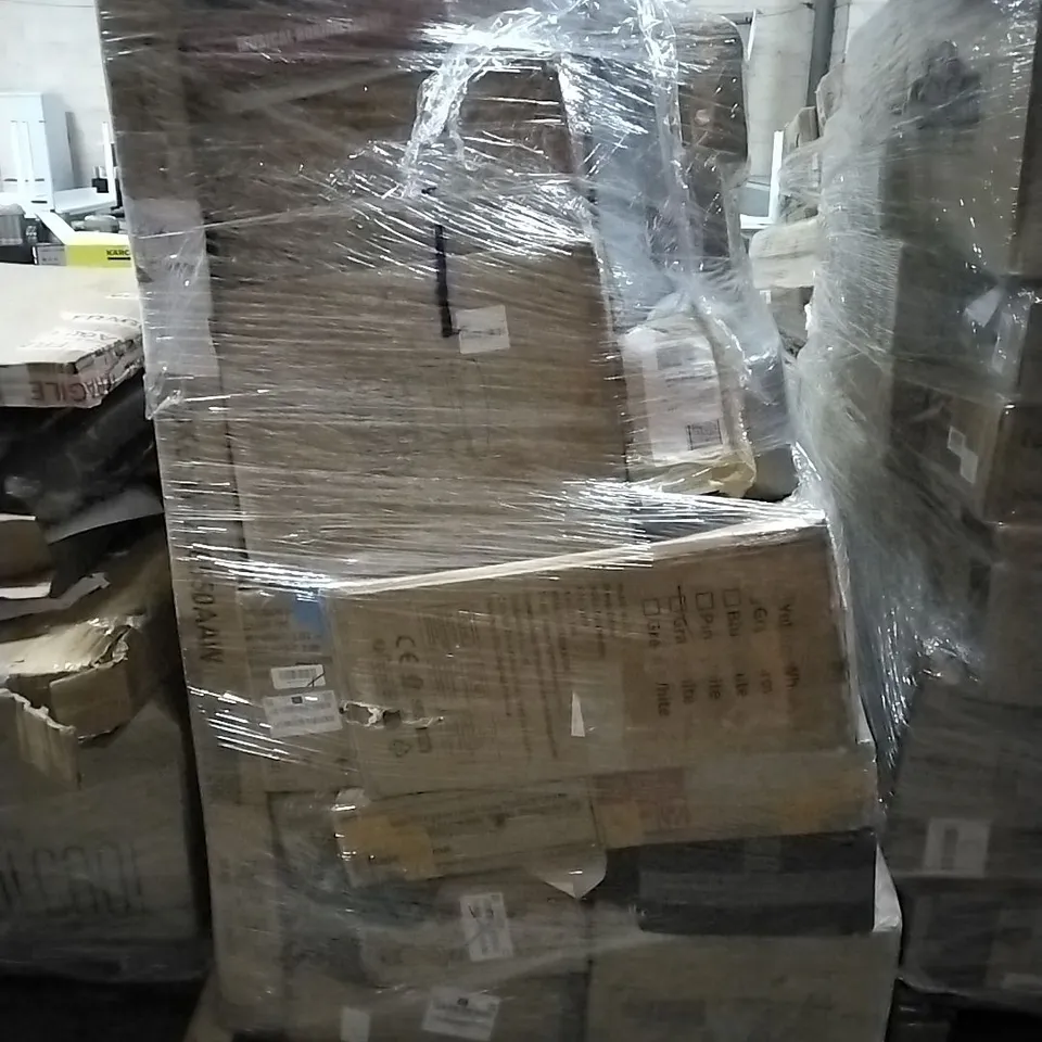 PALLET TO INCLUDE BABY'S PLAYPEN, SHELF BED FRAME, MUSICAL BOXING TARGET,WREATHS AND OTHER ASSORTED ITEMS...