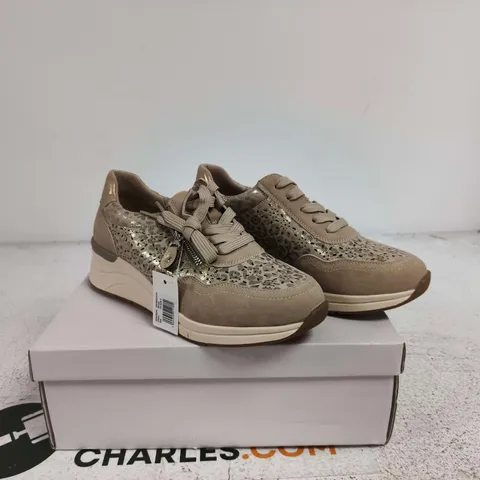 SHOES BY EMMA SHOREDITCH BEIGE TRAINERS SIZE 5 BOXED