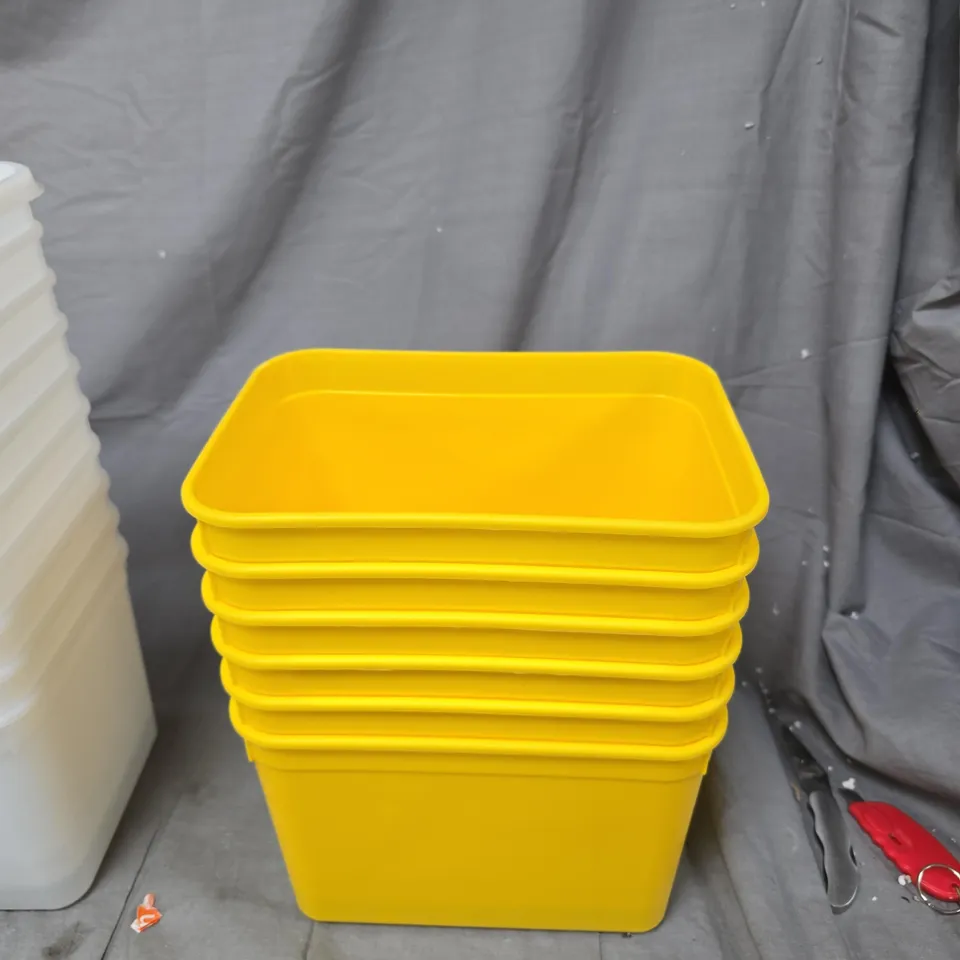 JOB LOT OF APPROXIMATELY 12 ASSORTED ITEMS TO INCLUDE YELLOW CONTAINERS AND WHITE CONTAINERS
