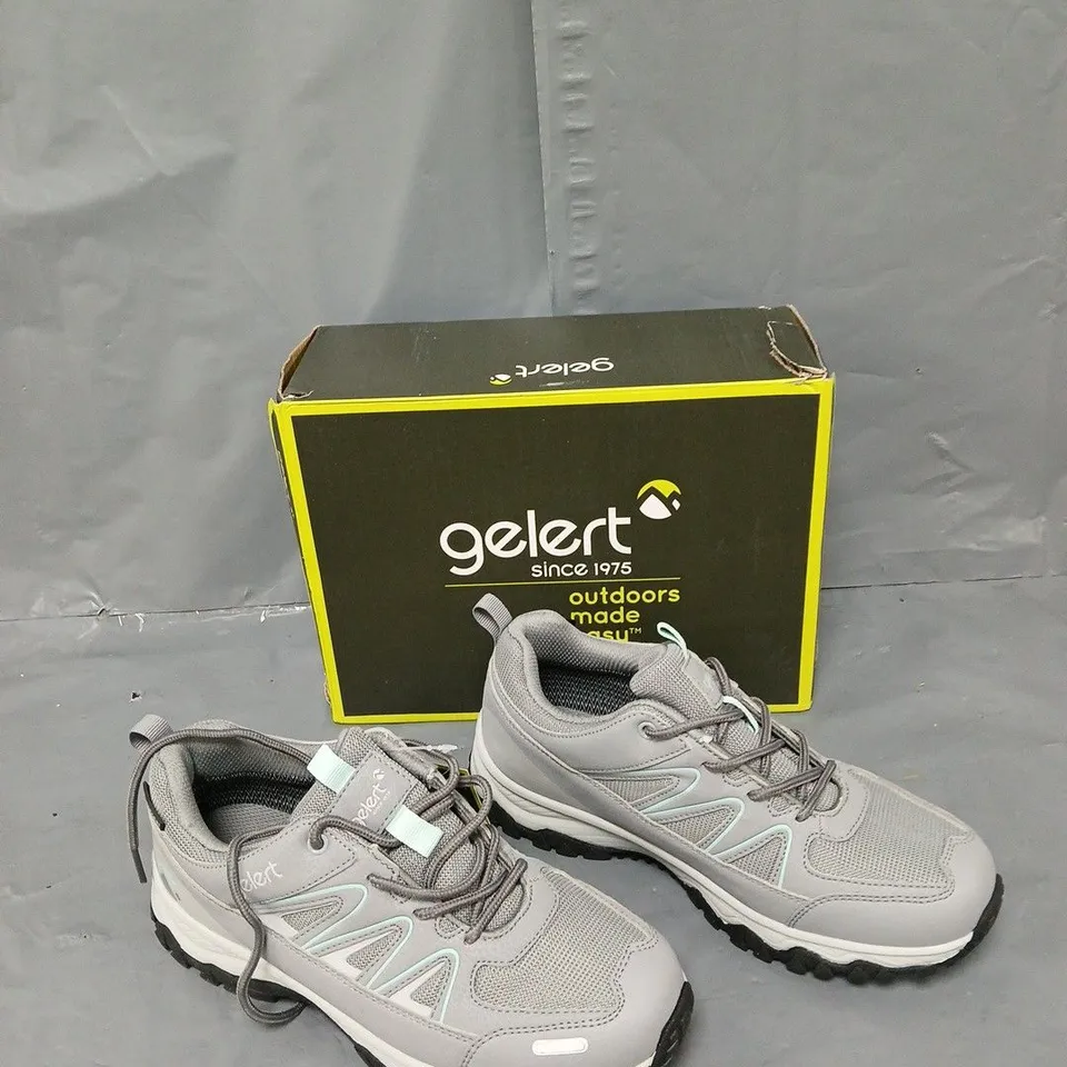 BOXED PAIR OF GELERT FELL JUNIOR GREY/MINT UK 6 