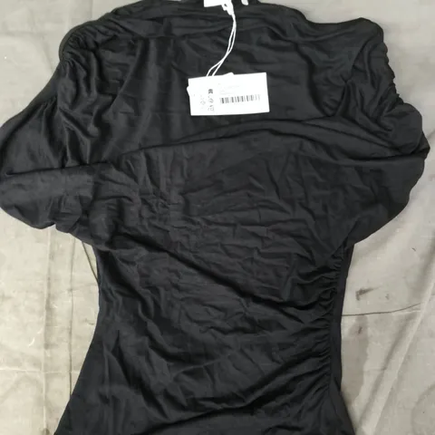 NA-KD SOFT LINE DRAPED TOP IN BLACK SIZE XS