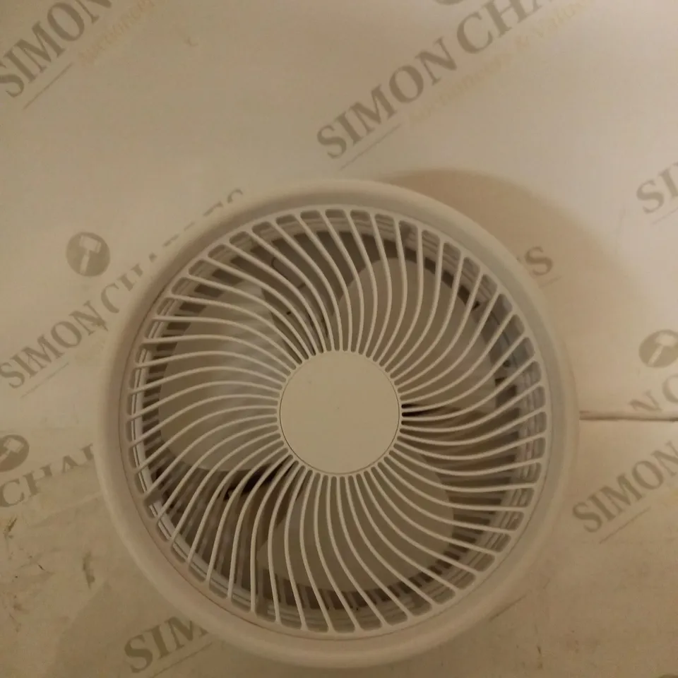 BELL & HOWELL RECHARGEABLE EXTENDABLE DESK & FLOOR FAN, WHITE