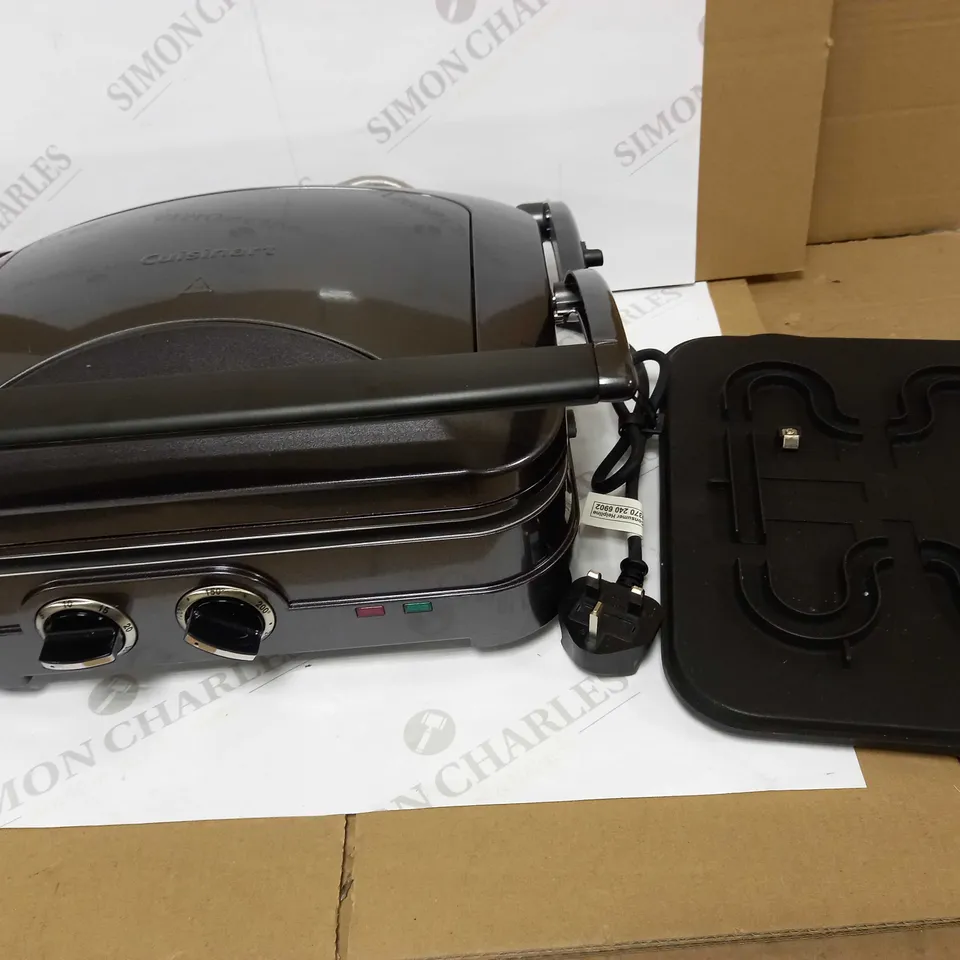 CUISINART GRIDDLE AND GRILL 