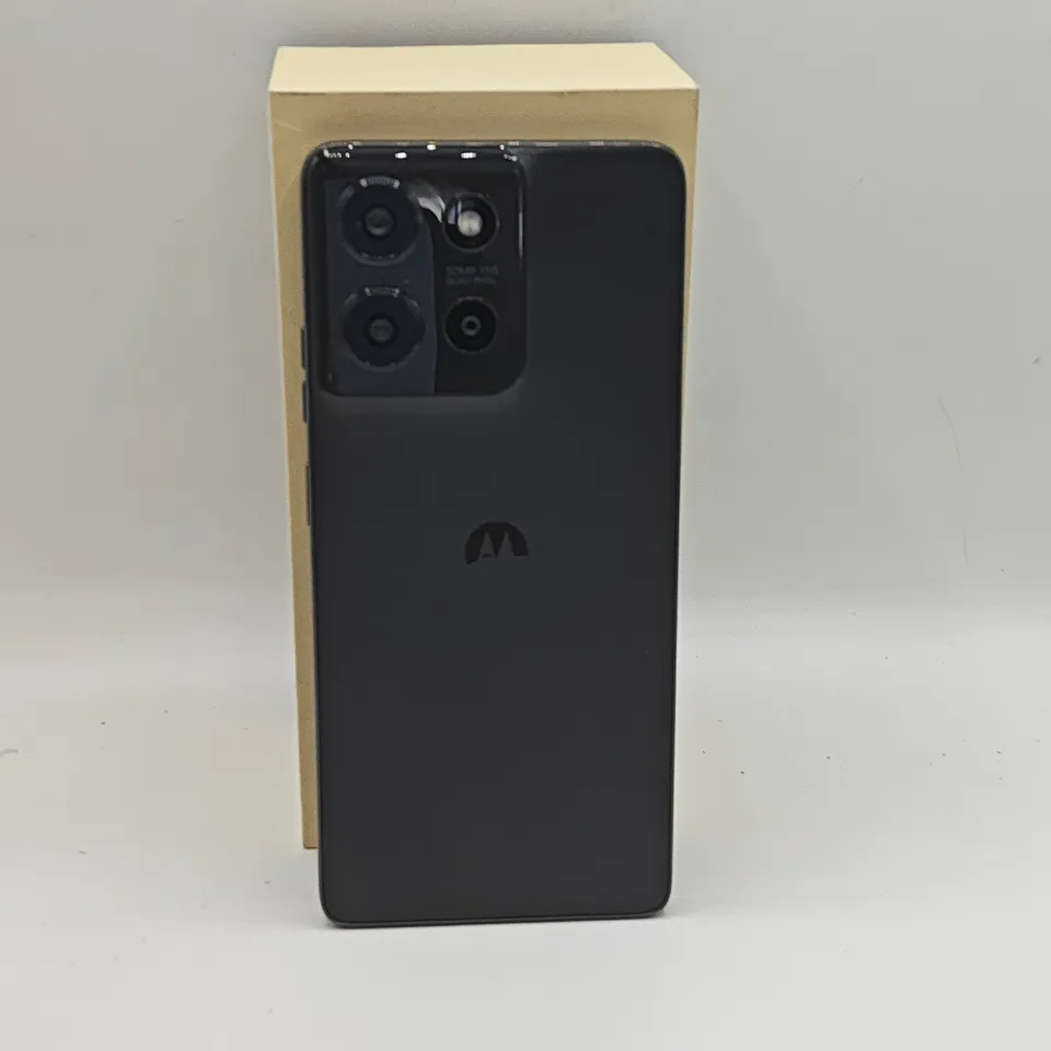BOXED MOTOROLA G75 5G 8+128GB IN CHARCOAL GREY - MC434