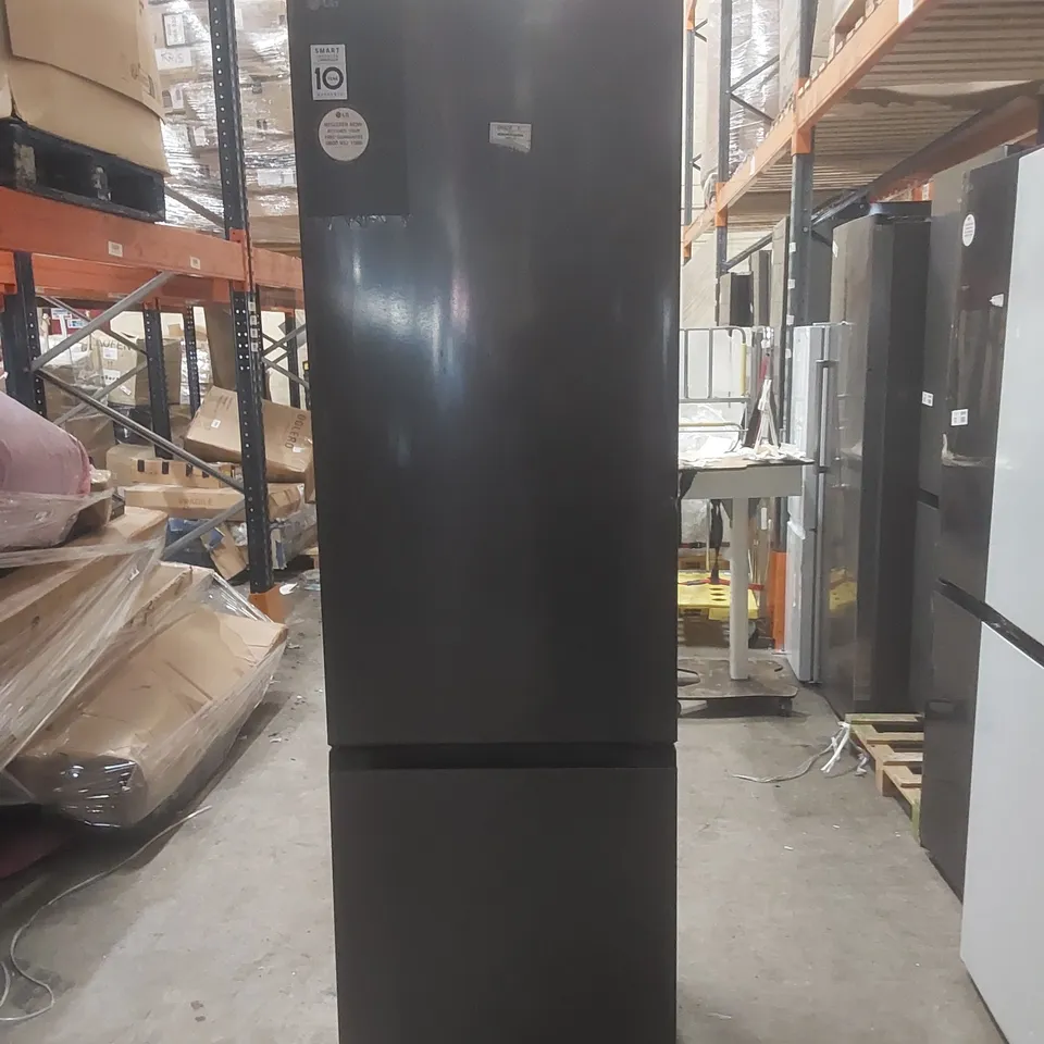LG FIT & MAX GBBS524CEV 60/40 FRIDGE FREEZER - ESSENCE BLACK STEEL
