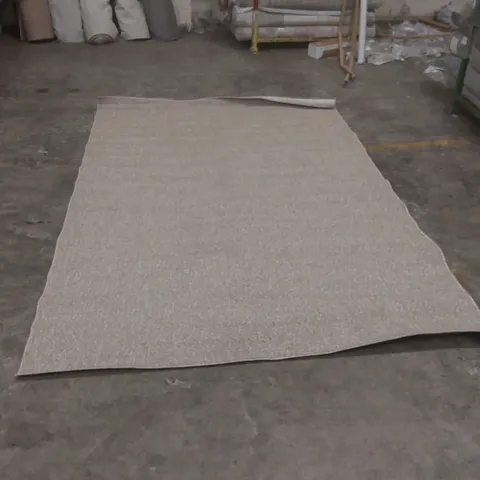 QUALITY DESIGNER RUG - APPROXIMATELY 293 x 197cm