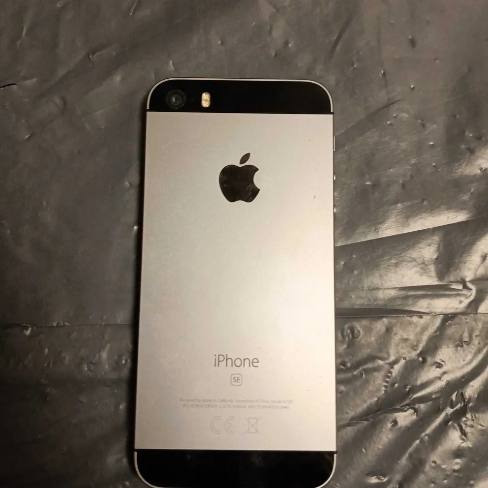 APPLE IPHONE SE A1723