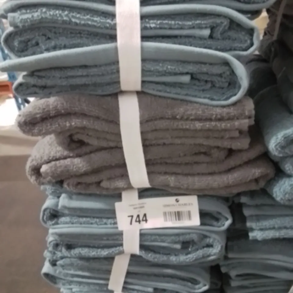 5 TOWEL BALES -TURQUOISE/GREY