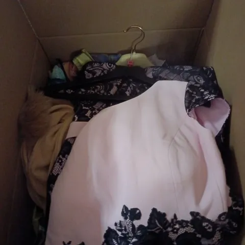 BOX OF APPROXIMATELY 30 ASSORTED CLOTHING ITEMS TO INCLUDE PASSIONI, LIBRA, WHITE ROSE ETC