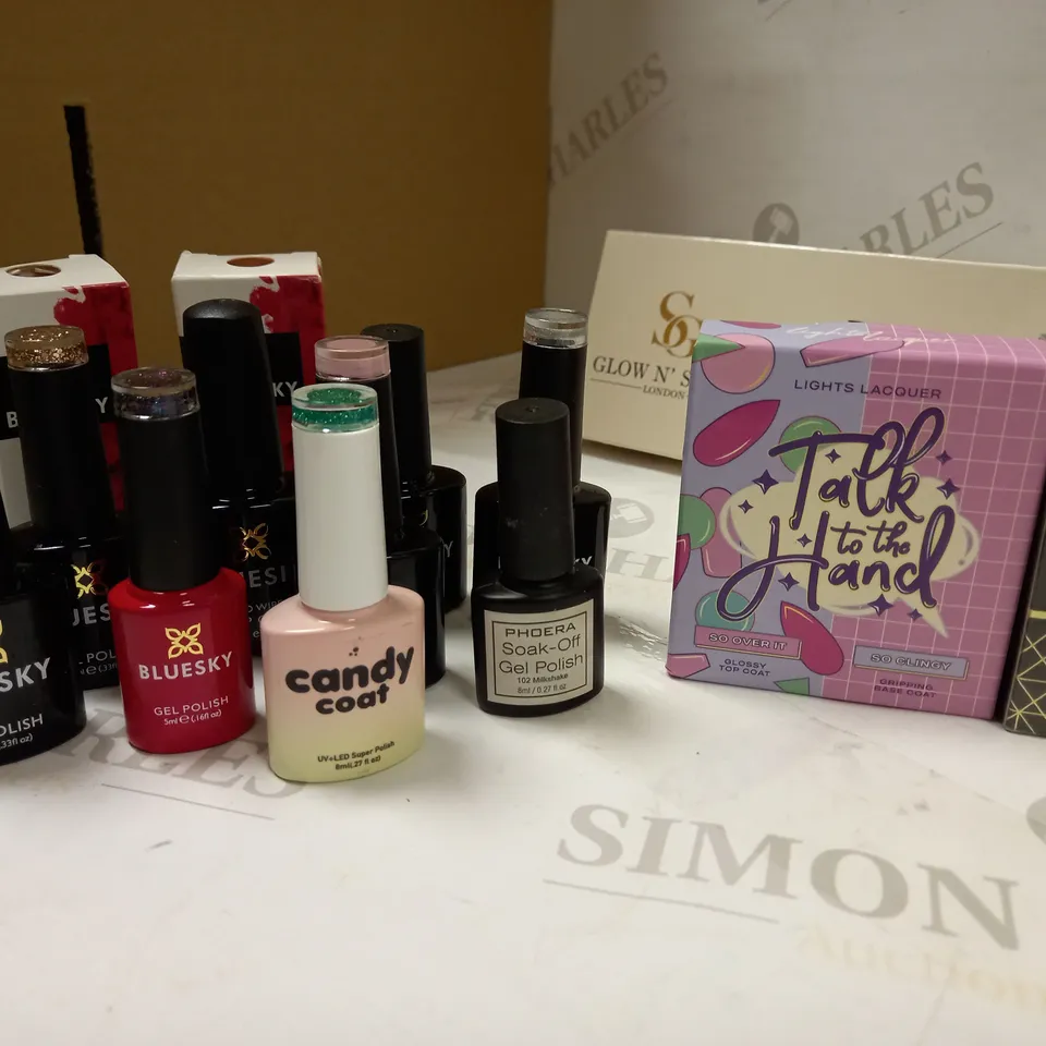 ASSORTMENT OF UV CURED AND LACQUER NAIL POLISHES APPROX. 20 ITEMS 