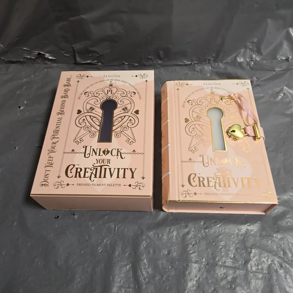 PLOUISE UNLOCK YOUR CLREATIVITY PRESSED PIGMENT PALETTE 