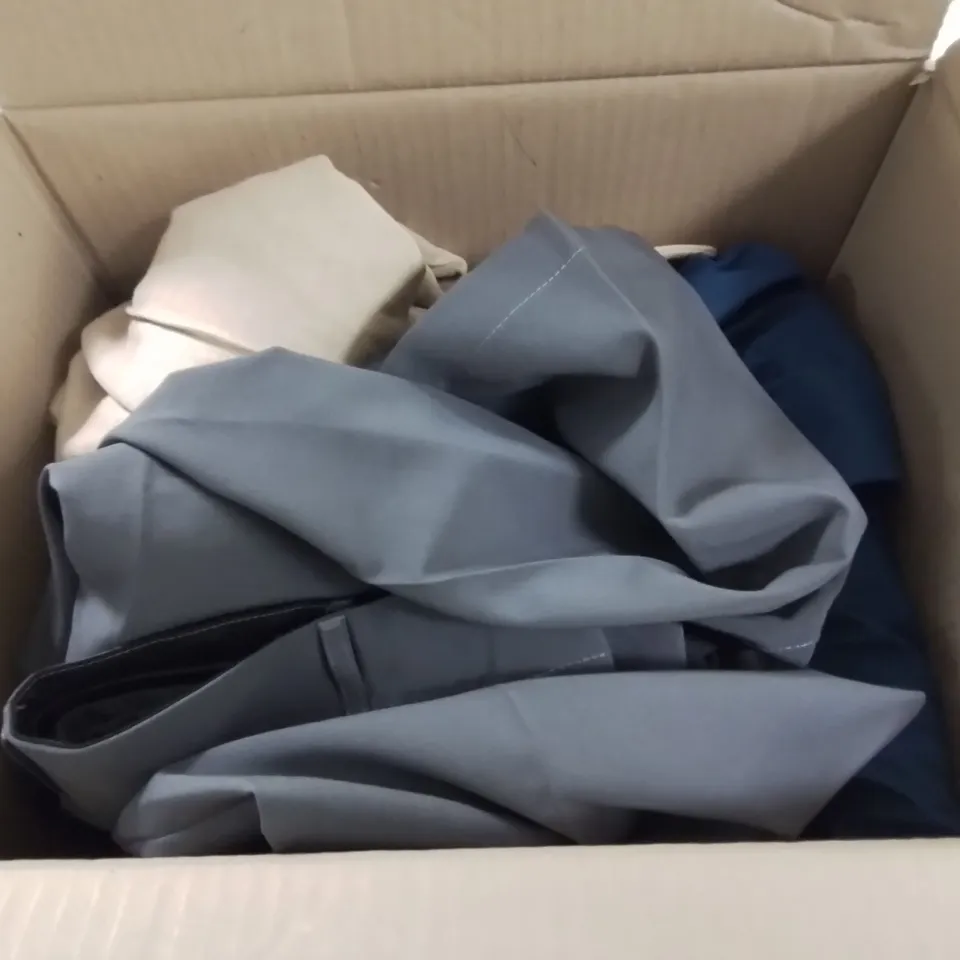 LOT OF 10 ASSORTED CLOTHING ITEMS TO INCLUDE NEW LOOK LONGLINE COAT, MONSOON TROUSERS AND PULL AND BEAR T-SHIRT - VARIOUS SIZES