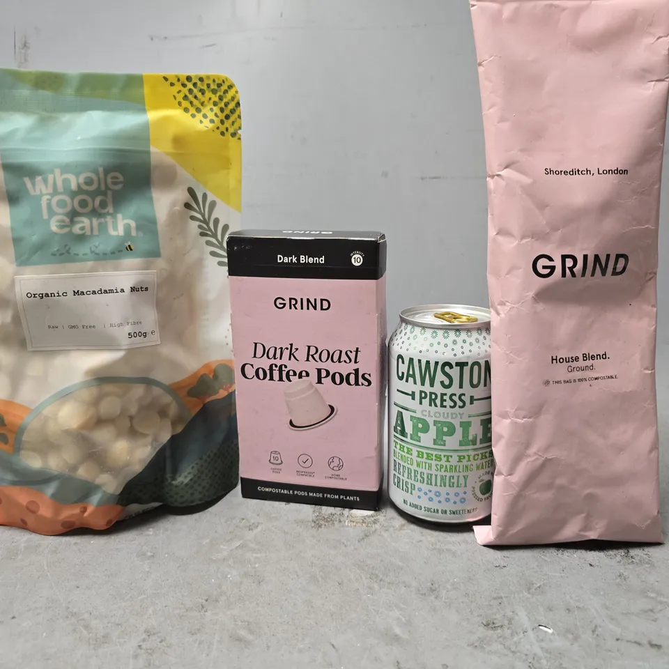APPROXIMATELY 7 ASSORTED FOOD & DRINK ITEMS TO INCLUDE - GRIND HOUSE BLEND GROUND , CAWSTON PRESS APPLE DRINK , WHOLE FOOD EARTH MACADAMIA NUTS ETC