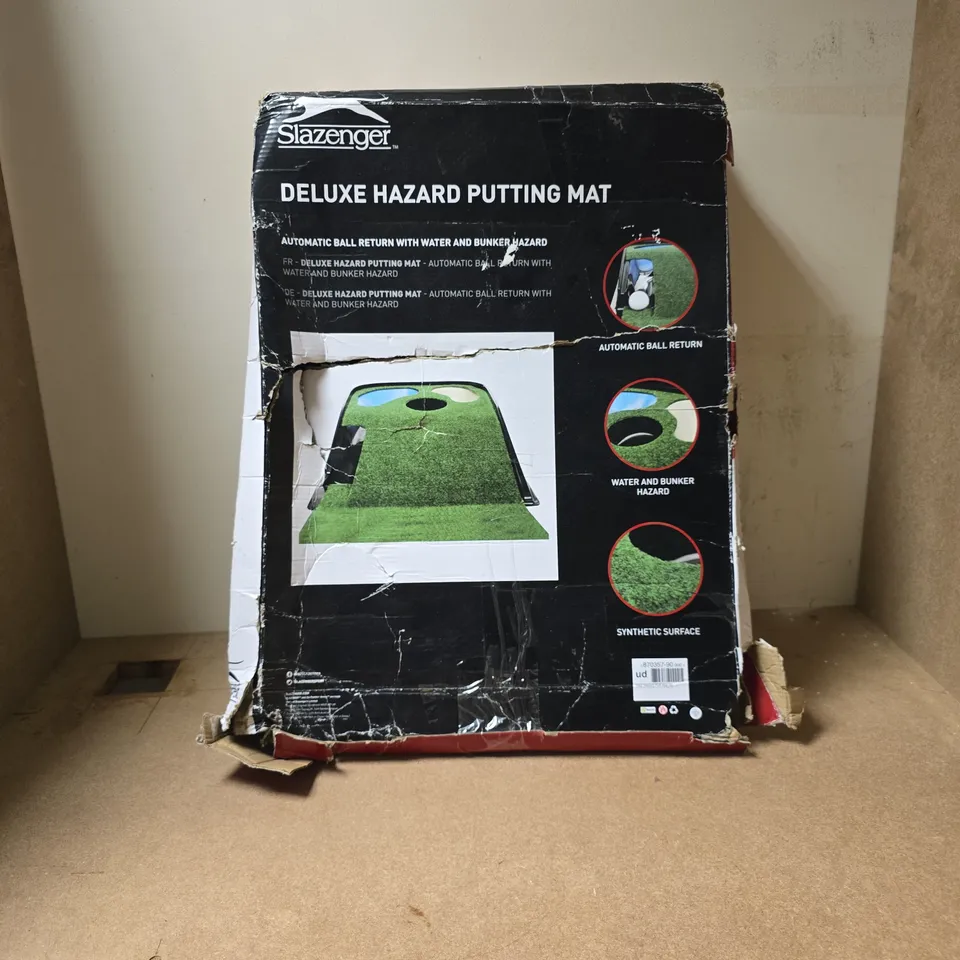 SLAZENGER DELUXE HAZARD PUTTING MAT