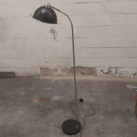 VILLAGE AT HOME FLOOR LAMP