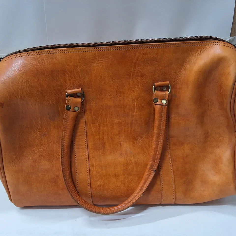 BROWN LEATHER SATCHEL BAG WITH DOUBLE HANDLES