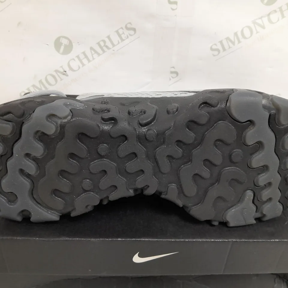 BOXED PAIR OF NIKE REACT VISION TRAINERS IN GREY/BLACK - UK 8