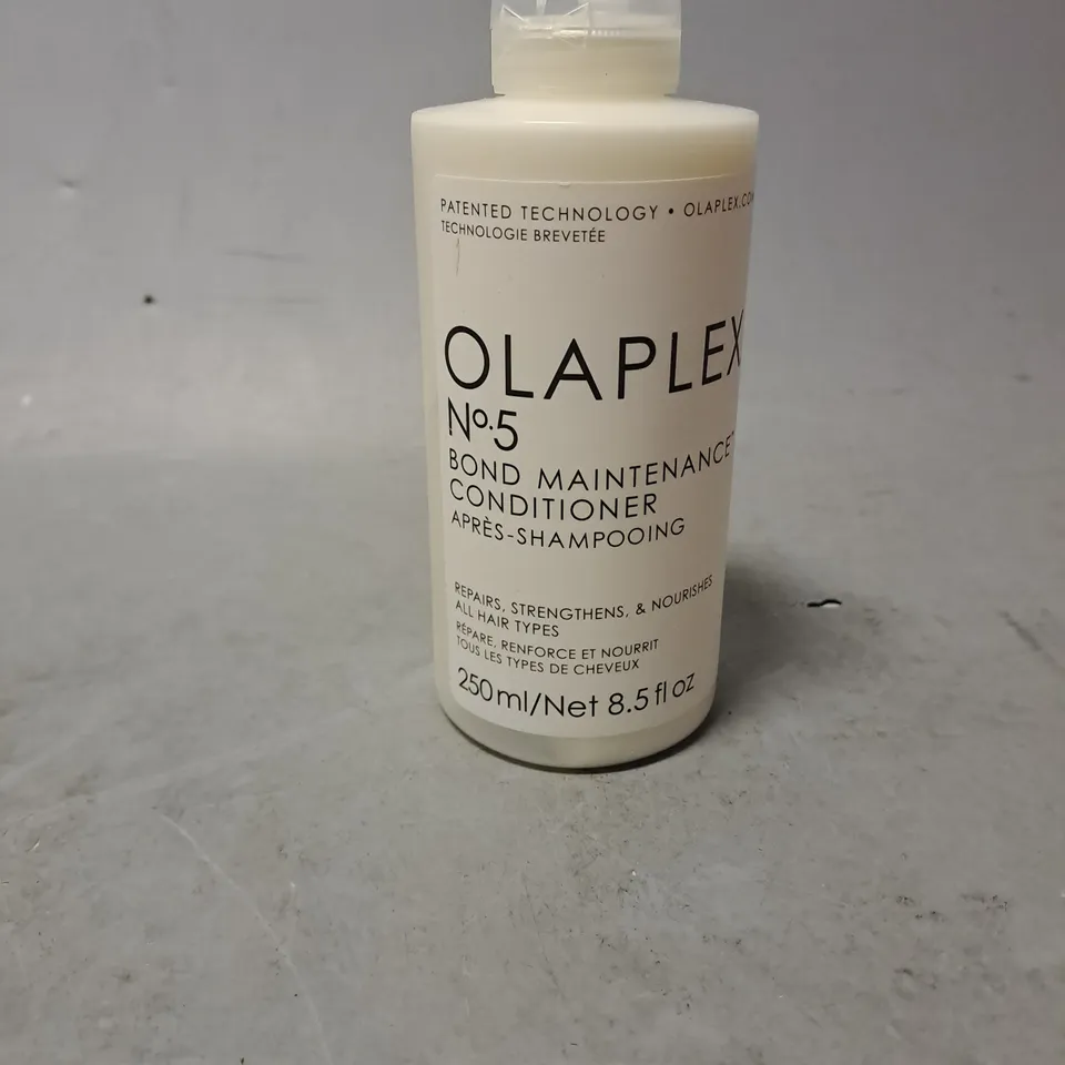 SEALED OLAPLEX N05 BOND MAINTENENCE CONDITIONER 250ML