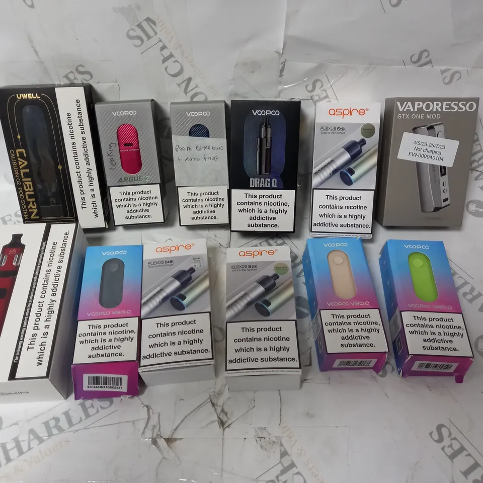 APPROXIMATELY 12 ASSORTED VAPES INCLUDING VOOPOO, ASPIRE, INNOKIN