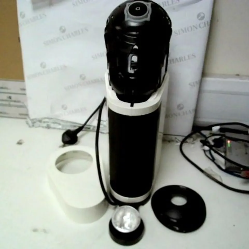 NESPRESSO VERTUO PLUS, BY MAGIMIX | COFFEE CAPSULE MACHINE