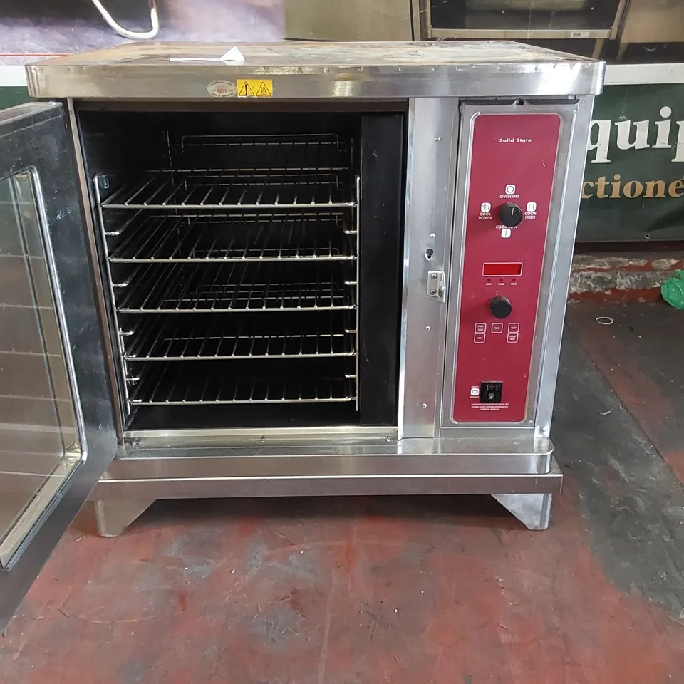 BLODGETT COMMERCIAL HALF SIZE CONVECTION OVEN