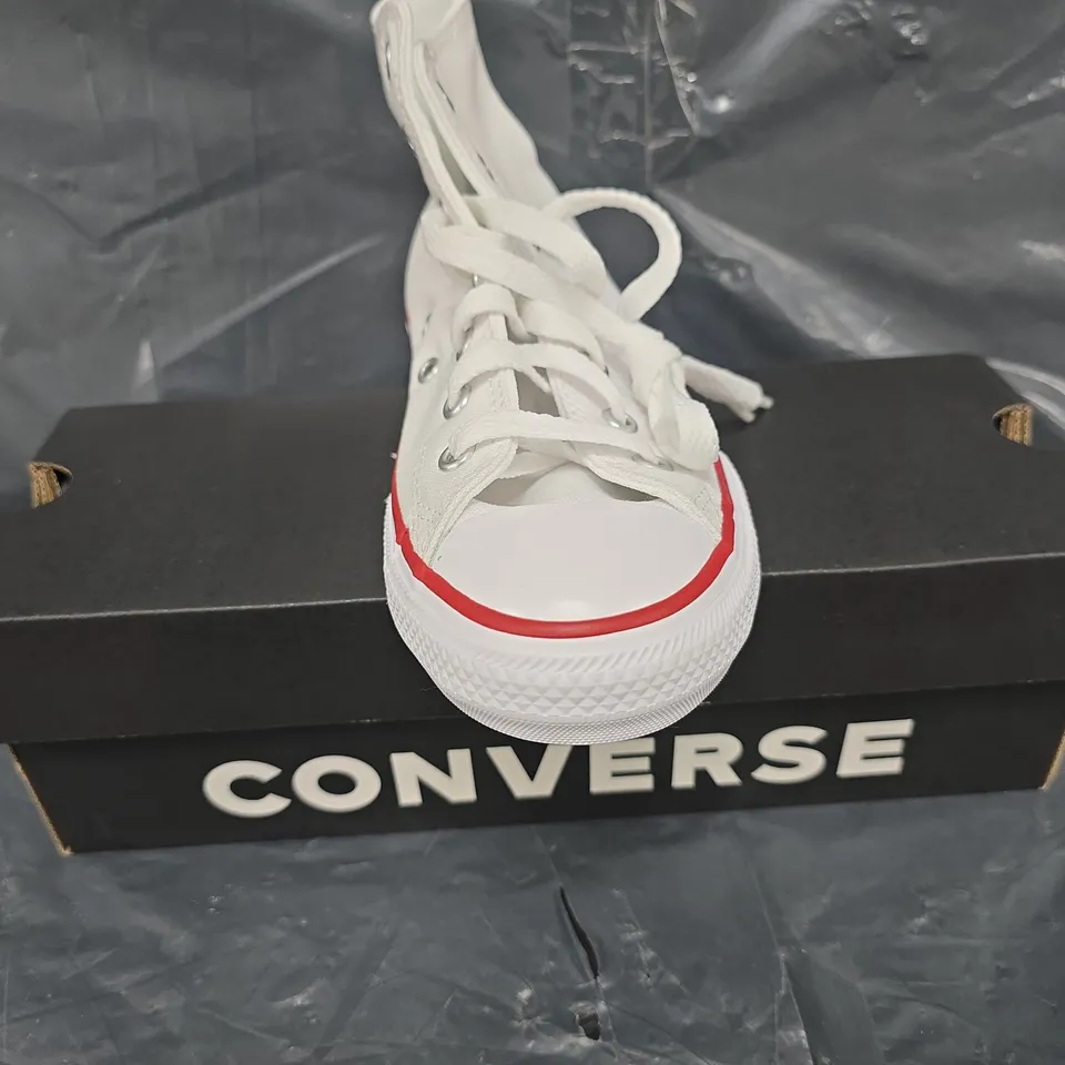 BOXED PAIR OF CONVERSE ALLSTAR IN WHITE SIZE UK 2