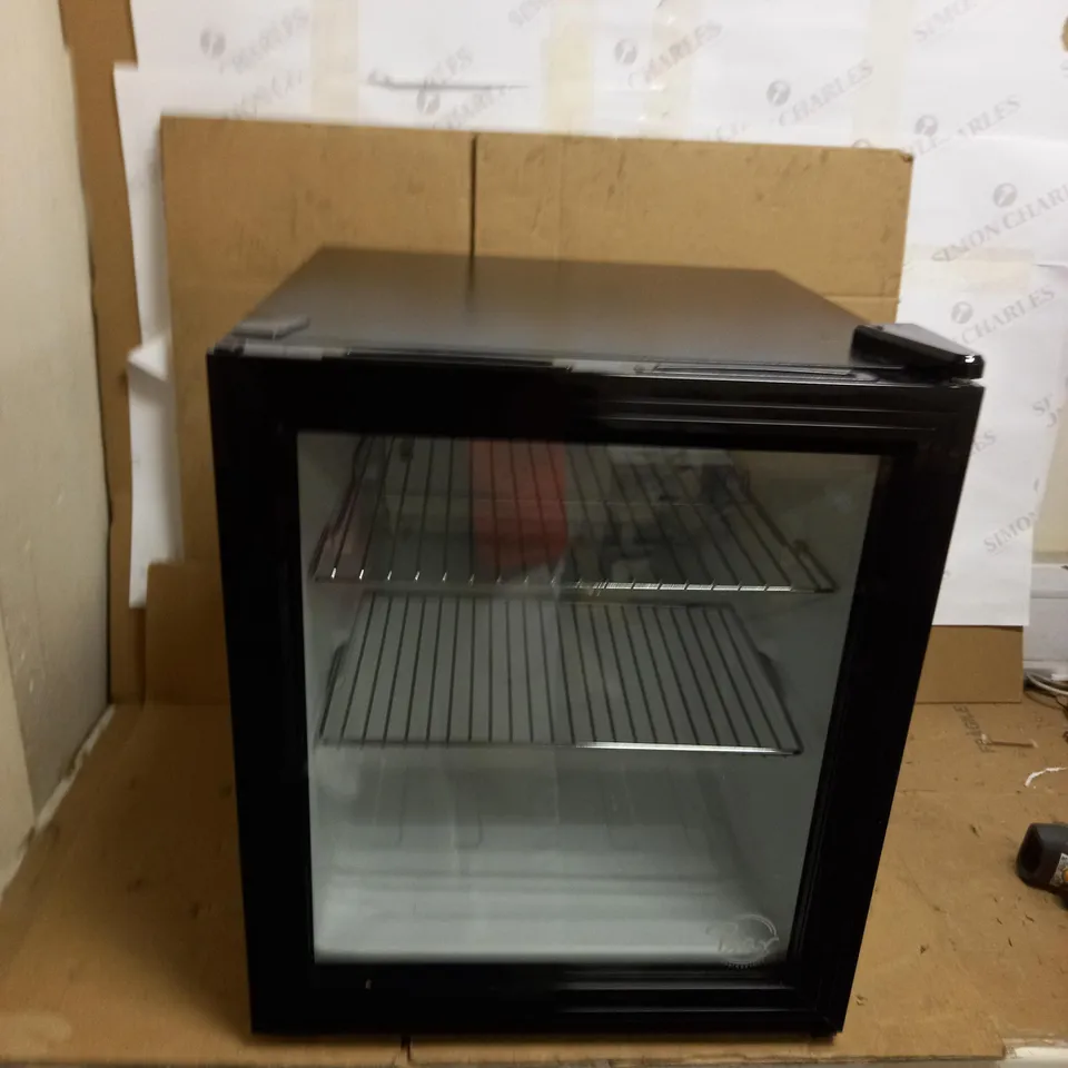 DRINKSTUFF FROSTBITE MINI FRIDGE - BLACK