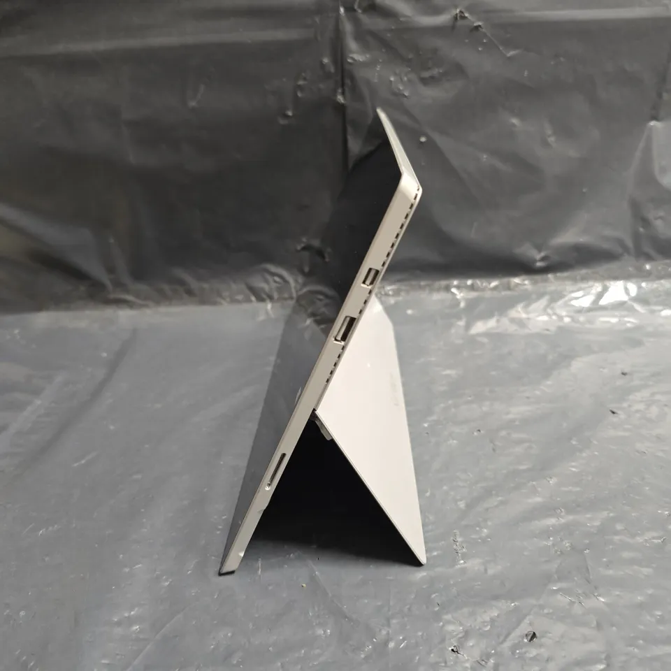 MICROSOFT SURFACE PRO 3 TABLET – SILVER 