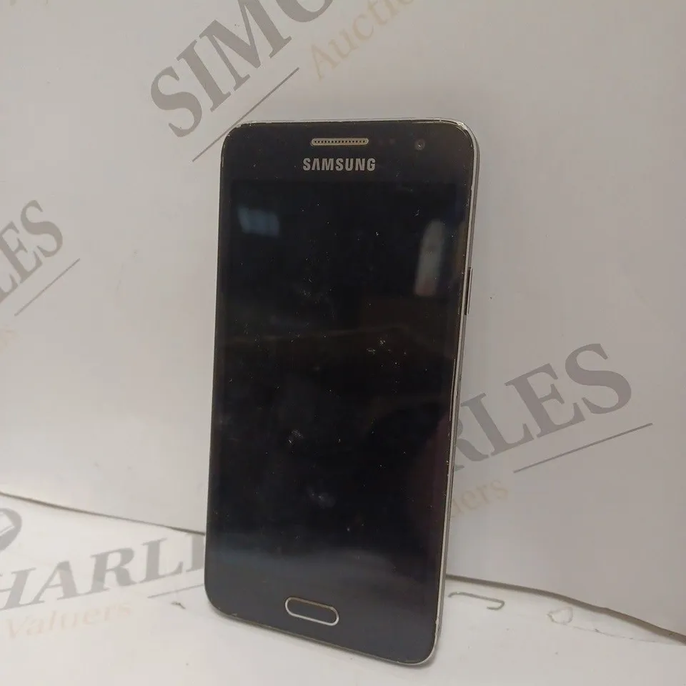 SAMSUNG GALAXY A3 SMARTPHONE 