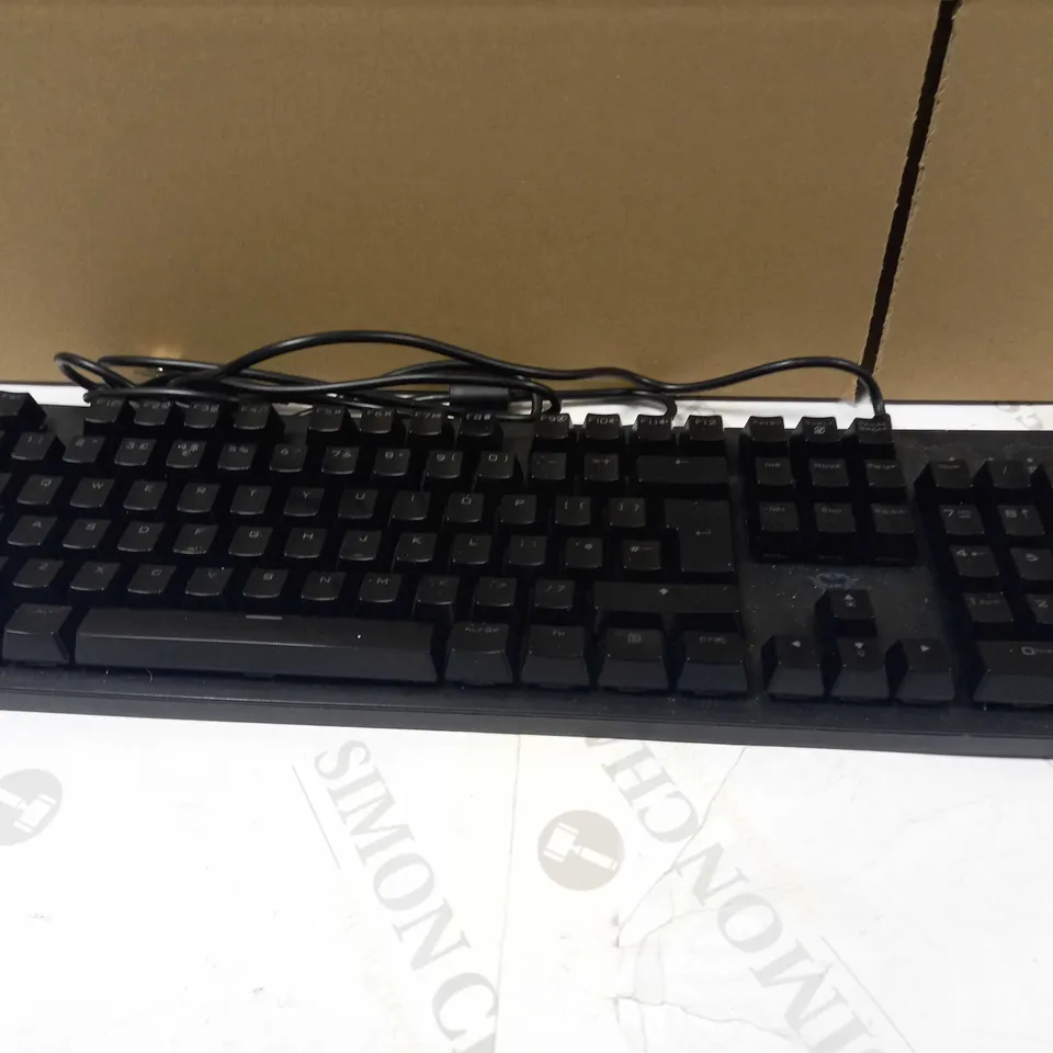 TRUST GAMING GXT 1863 THAZ MECHANICAL KEYBOARD 