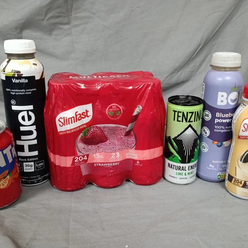 LOT OF 17 ASSORTED DRINKS TO INCLUDE SLIMFAST, TENZING AND FANTA