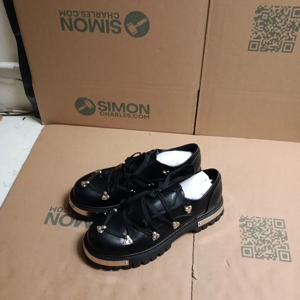 KOI KC HIDDEN IN SOLITUDE BLACK LEATHER SHOES – UK 11 (KA00488-UK11)