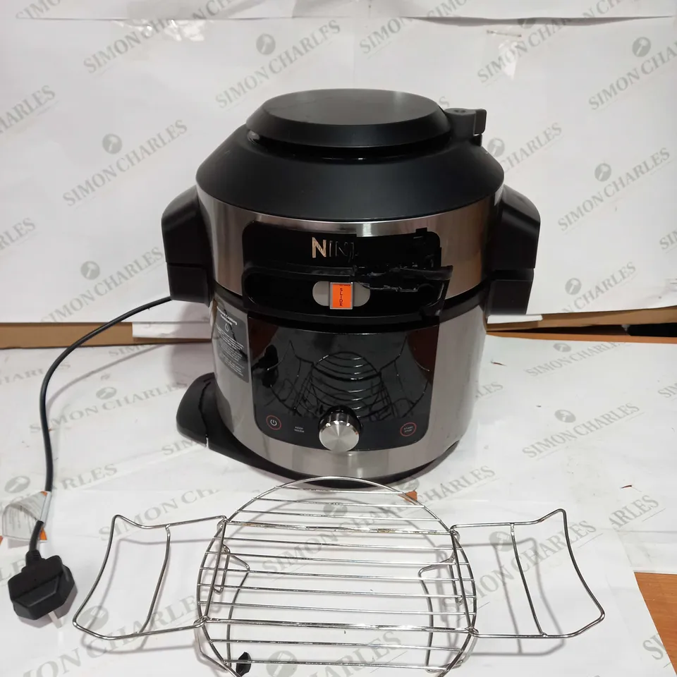 NINJA FOODI SMARTLID 7.5L MULTI COOKER & AIR FRYER