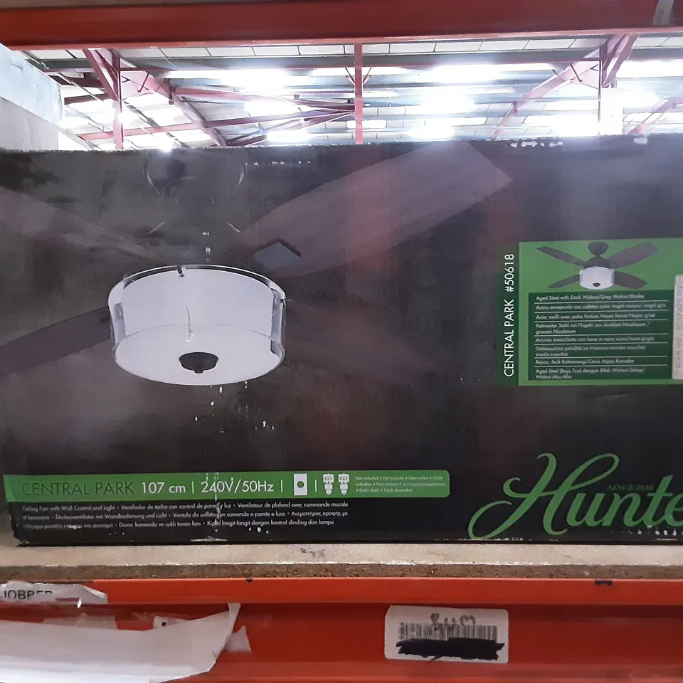BOXED HUNTER CEILING FAN WITH WALL CONTROL AND LIGHT- CENTRAL PARK 107 CM