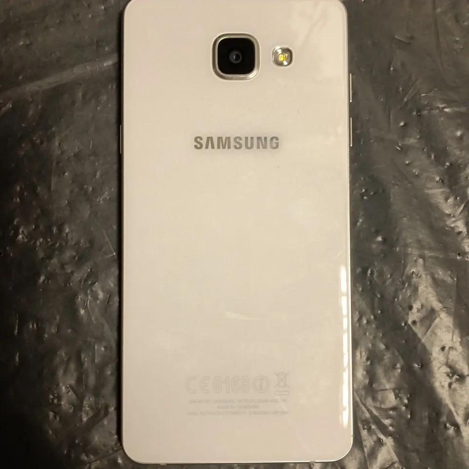 SAMSUNG GALAXY A5 SMARTPHONE