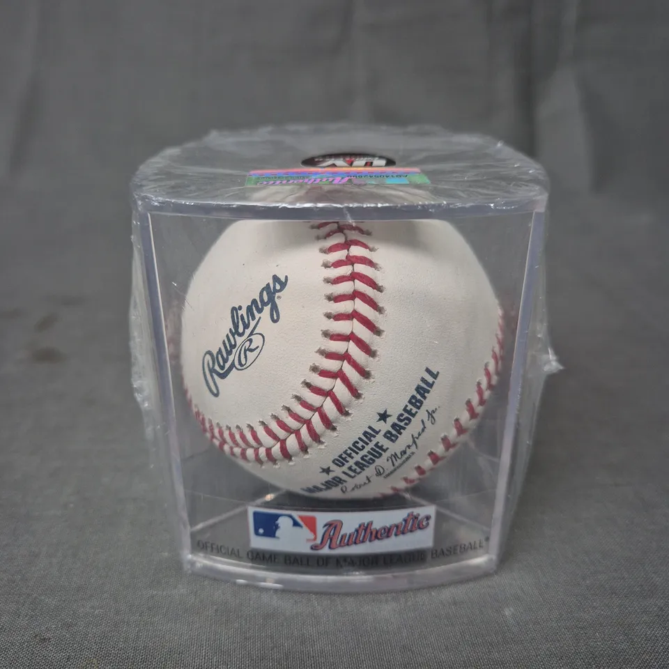 OFFICIAL GAME BALL OF MAJOR LEAGUE BASEBALL