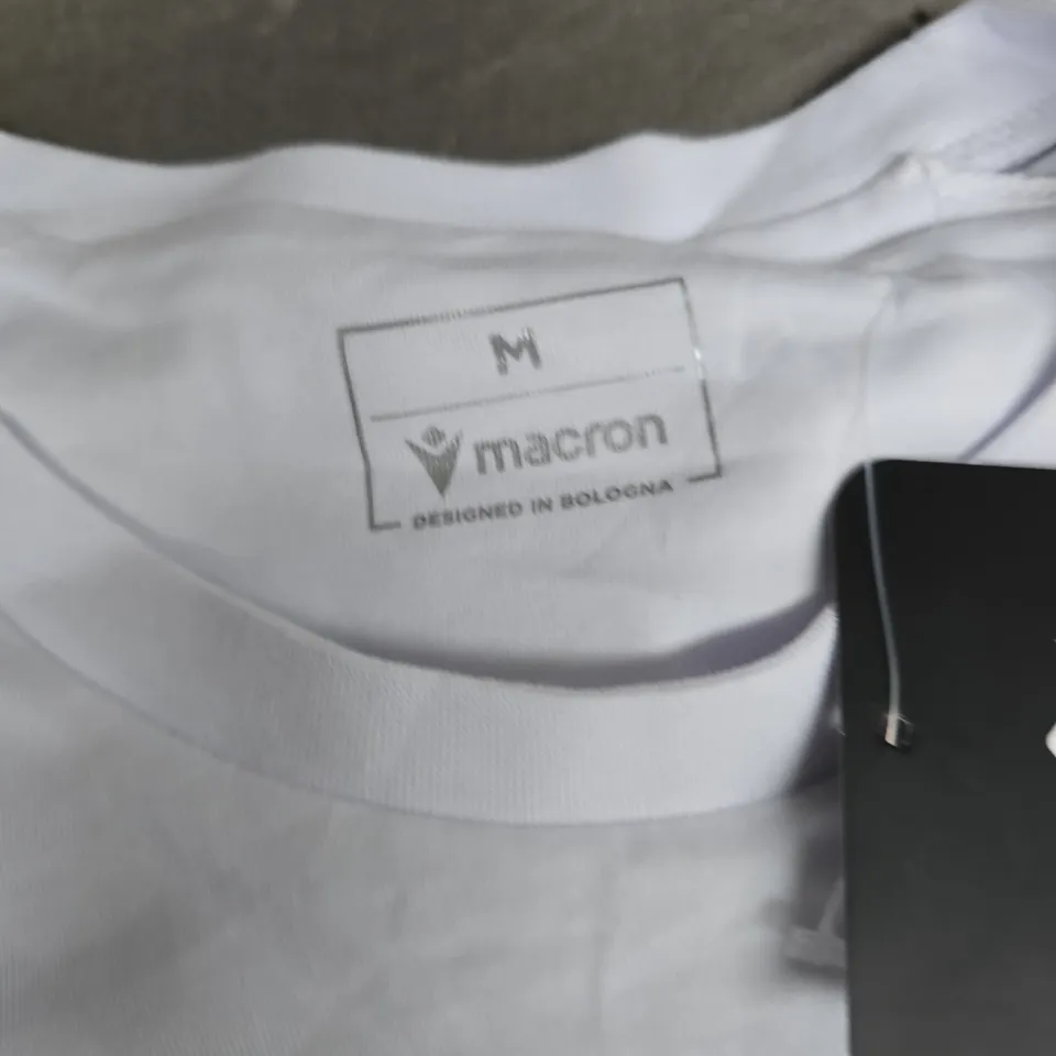 MACRON DORKING WANDERERS NEVEL T-SHIRT IN WHITE - MEDIUM