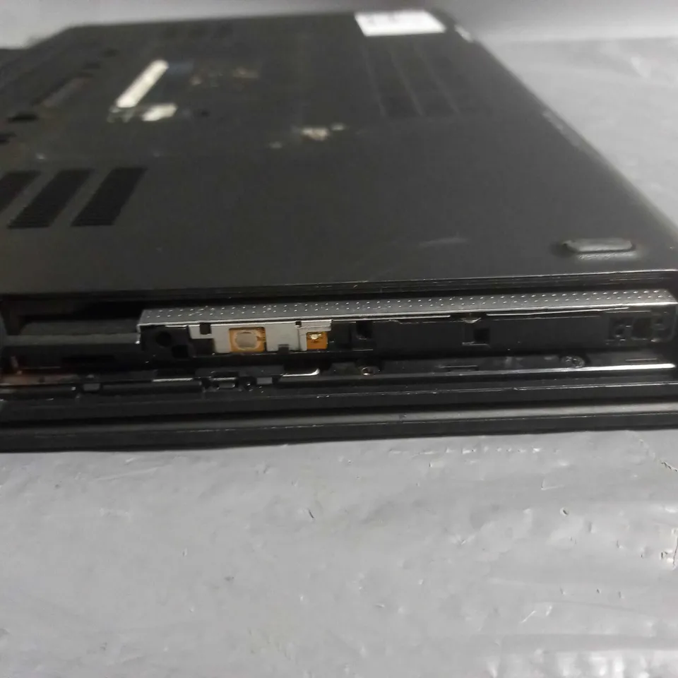 DELL LATITUDE E5540 LAPTOP