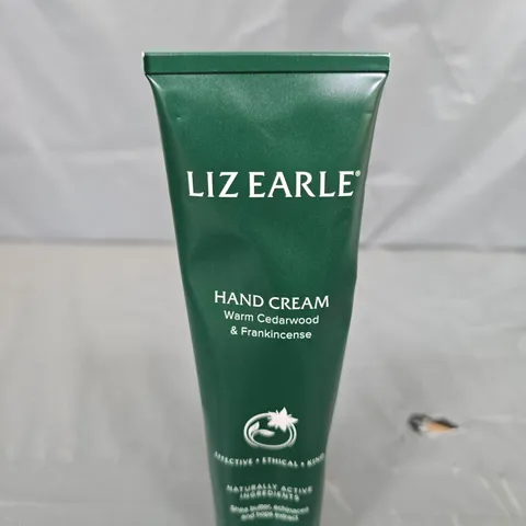 LIZ EARLE WARM CEDARWOOD & FRANKINCENSE HAND CREAM - 150ML