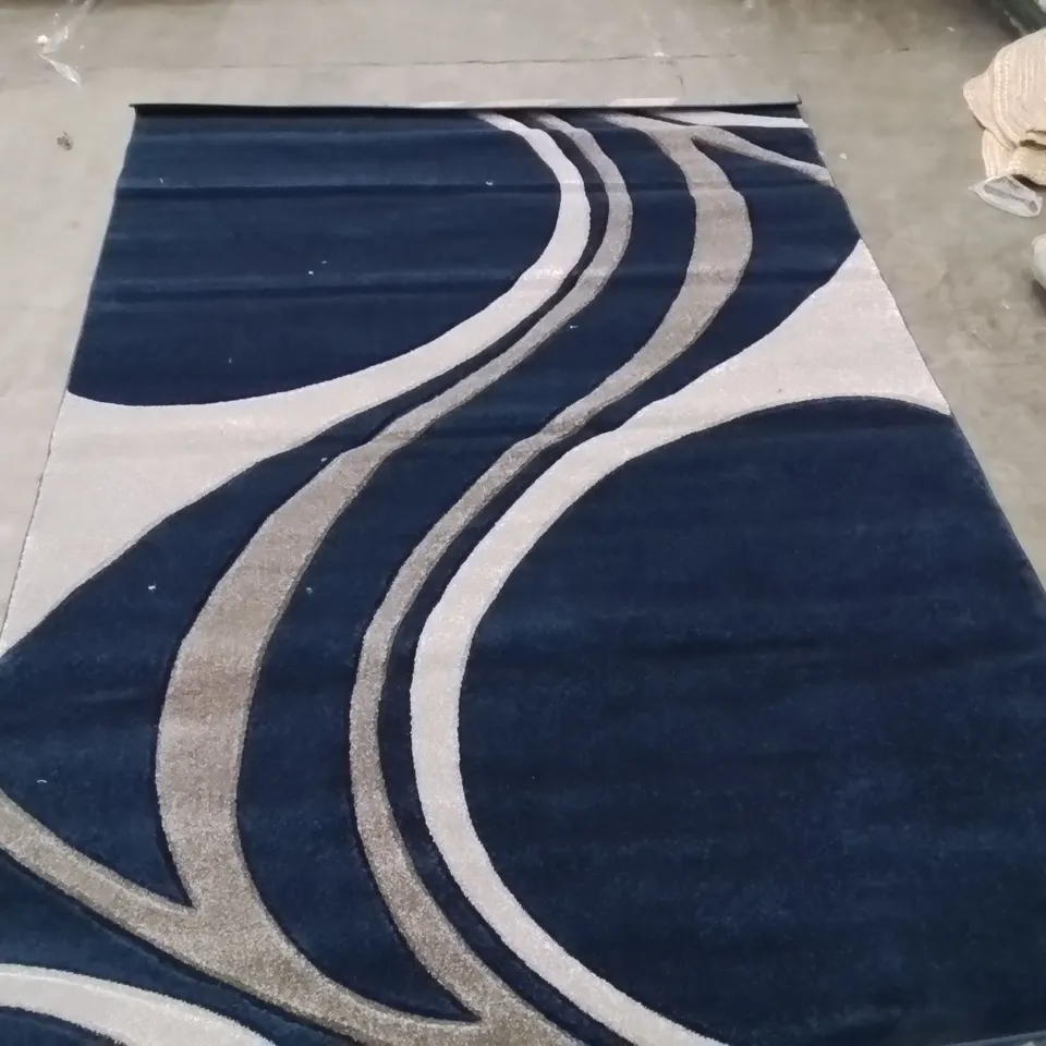 QUALITY DESIGNER AREA RUG - APPROXIMATELY 280x200cm