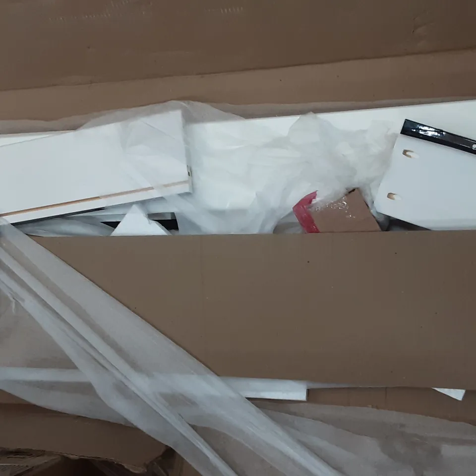BOXED MISSION BED 3 '0 IN WHITE - BOX 2/2 CONTAINS SIDE RAILS / FRONT SUPPORT / DRAWERS - NO BOX 1 . INCOMPLETE 