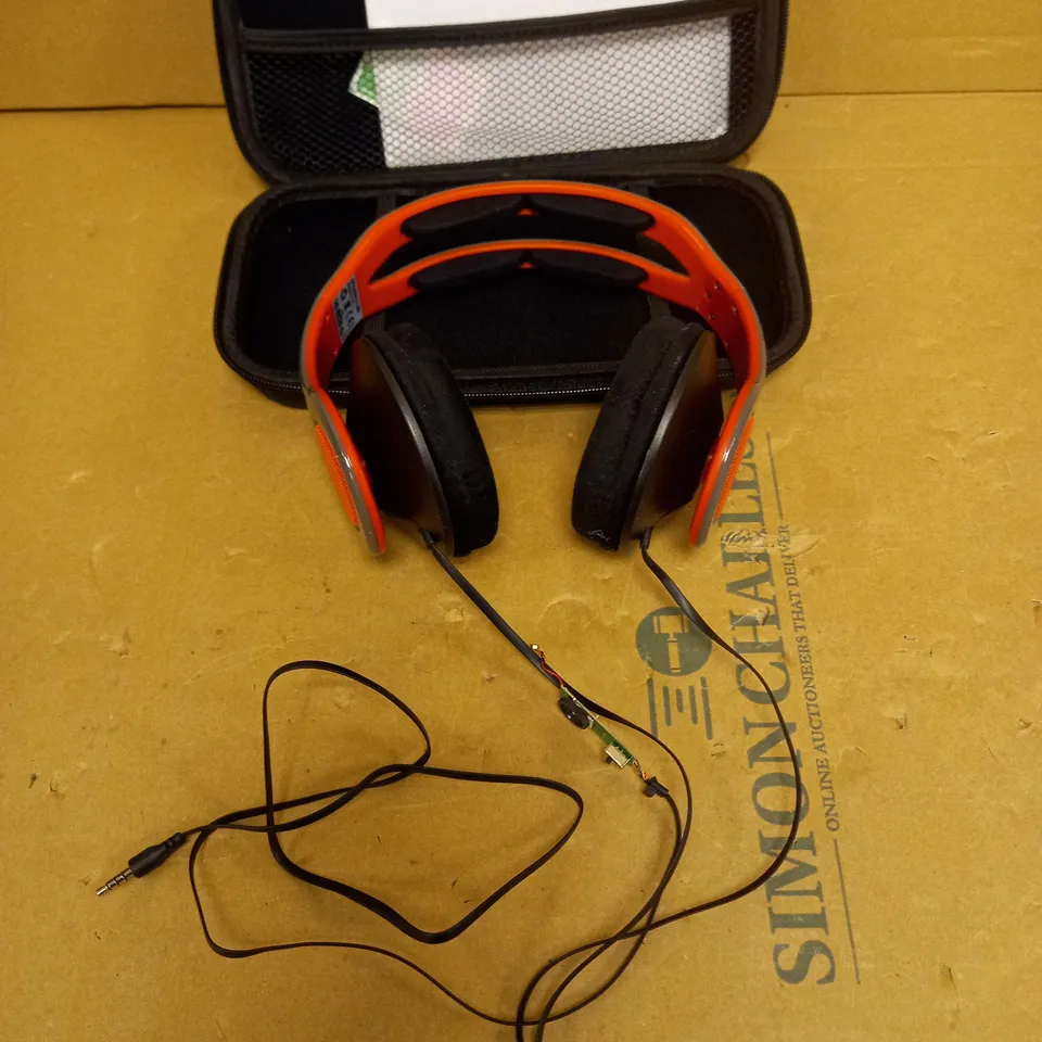 TX3 MEGAPAK STEREO GAME & GO HEADSET, CASE, PROTECTOR KIT FOR NINTENDO SWITCH