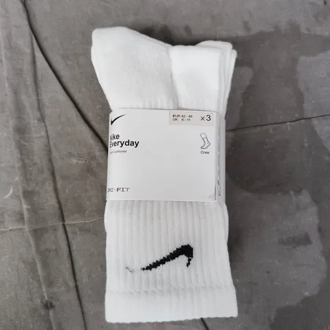 NIKE EVERYDAY COTTON CUSHIONED 3-PACK SOCKS IN WHITE SIZE 8-11