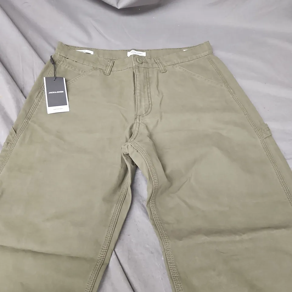 JACK & JONES OLIVE NIGHT MEN'S CHINOS – OLIVE GREEN, SIZE 34/32